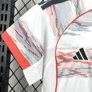 Conjunto Kit Infantil Bayern de Munique Away 2025/26 - Adidas Torcedor - Branca/Vermelha