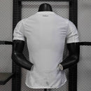 Camisa Manchester City Away 2025/26 - Puma Jogador Masculina - Branca/Vermelha