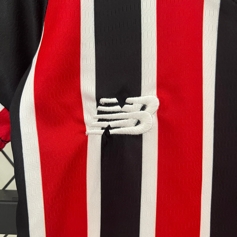 Kit Infantil São Paulo Away 2024/25 - New Balace Torcedor - Vermelha/Preta