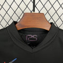 Conjunto Kit Infantil Barcelona Away Edição Travis Scott 2024/25 - Nike Torcedor - Preta/Vermelha