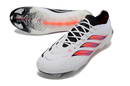 CHUTEIRA ADIDAS PREDATOR 26 CAMPO