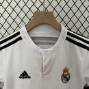 Conjunto Kit Infantil Real Madrid Home 2014/15 - Adidas Retrô - Branca/Preta