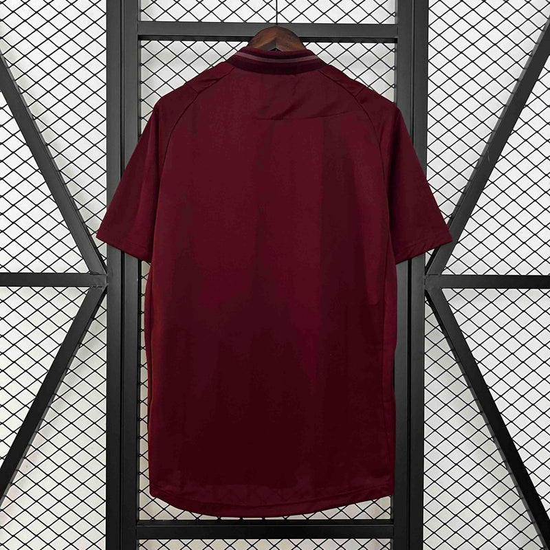 Camisa Manchester City Away 2012/13 - Umbro Retrô Masculina - Vinho/Dourada