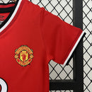 Conjunto Kit Infantil Manchester United Home 2000/01 - Umbro Retrô - Vermelha/Branca