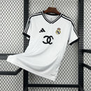 Camisa Real Madrid Edição Especial 2026/27 - Adidas Torcedor Masculina - Branca/Preta