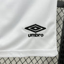 Conjunto Kit Infantil Santos Home 2025/26 - Umbro Torcedor - Branca/Preta