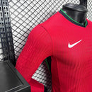 Camisa Manga Longa Seleção Portugal Home 2024/25 - Nike Jogador Masculina - Vermelha/Verde