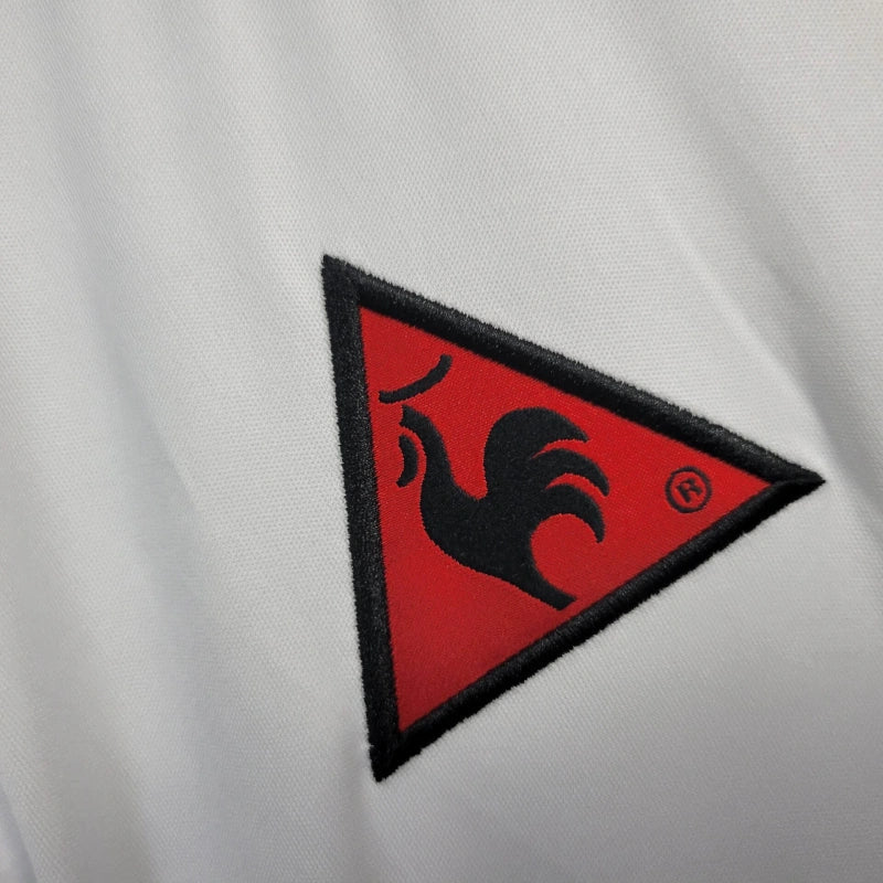 Camisa Manchester City Away 2002/03 - Retrô Masculina - Branca/Vermelha