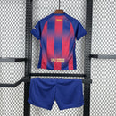 Conjunto Kit Infantil Barcelona Home 2025/26 - Nike Torcedor - Azul/Vermelha