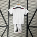 Conjunto Kit Infantil Real Madrid Home 2014/15 - Adidas Retrô - Branca/Preta