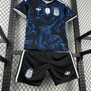 Conjunto Kit Infantil Seleção Argentina Away 2026/27 - Adidas Torcedor - Preta/Azul