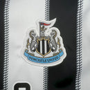 Conjunto Kit Infantil Newcastle Home 2025/26 - Adidas Torcedor - Preta/Branca
