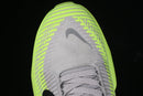 Tênis Nike Zoom X Invincible - Verde/Cinza