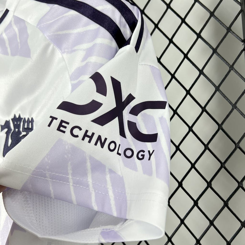 Camisa Manchester United Away 2025/26 - Adidas Torcedor Masculina - Branca/Lilás