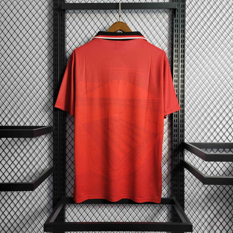 Camisa Manchester United Home 1994/96 - Umbro Retrô Masculina - Vermelha/Preta