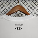 Camisa Pronta Entrega Santos Home 2024/25 - Umbro Torcedor Masculina - Branca/Preta
