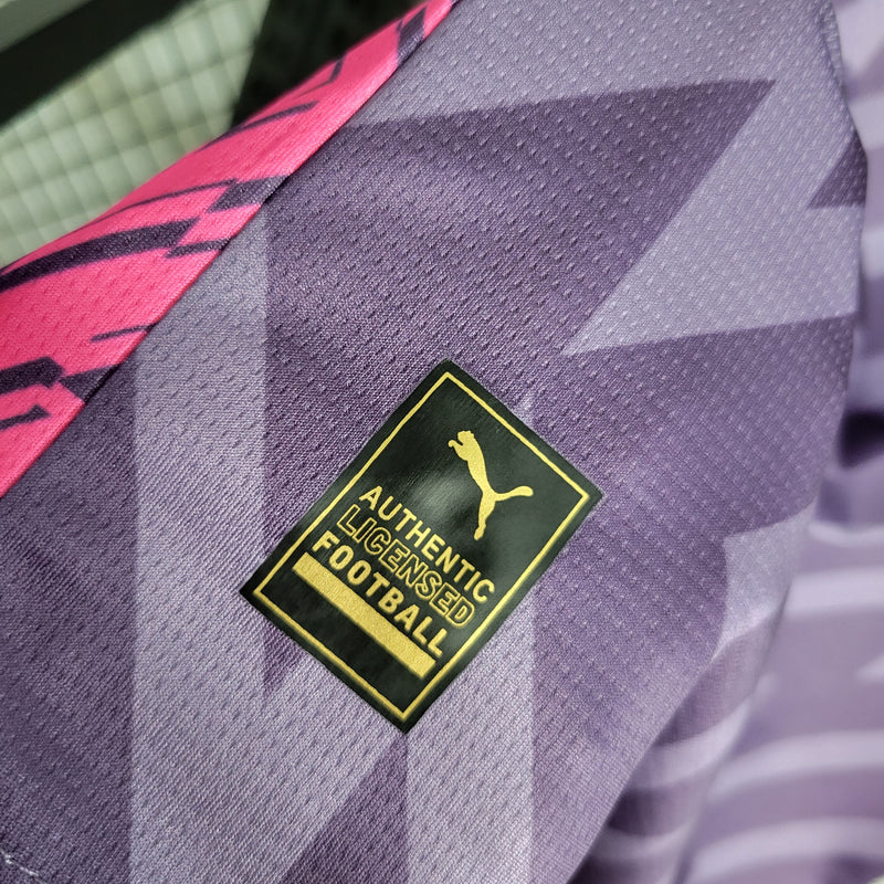 Camisa Manchester City Goleiro 2023/24 - Puma Torcedor Masculina - Roxa/Rosa