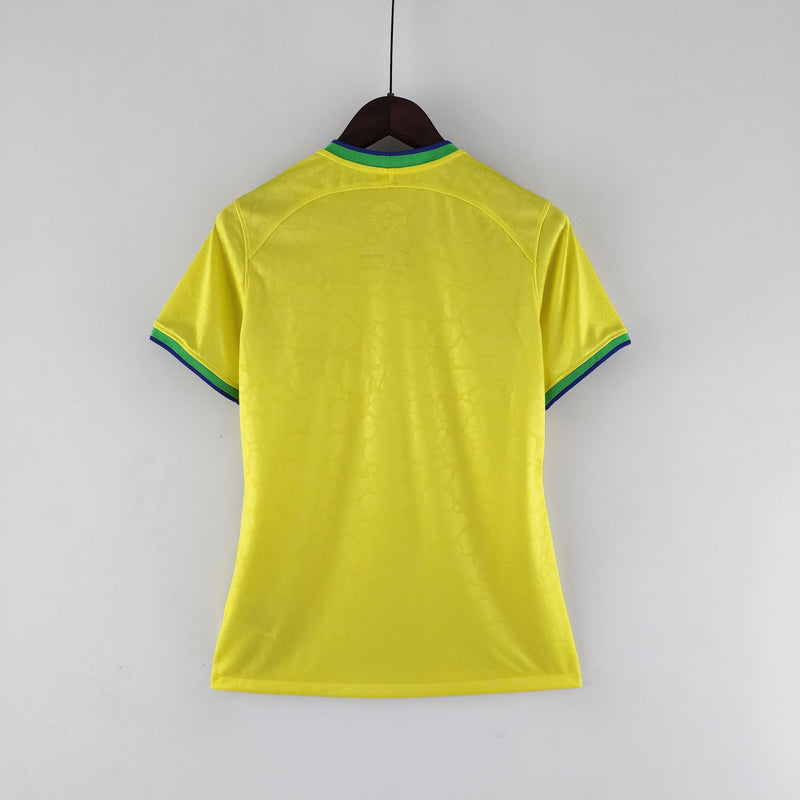 Camisa Seleção Brasil Home 2022 - Nike Torcedor Feminina - Amarela/Verde