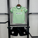 Conjunto Kit Infantil Real Betis Edição Especial 2025/26 - Hummels Torcedor - Verde/Branca