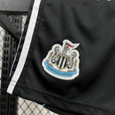 Conjunto Kit Infantil Newcastle Home 2025/26 - Adidas Torcedor - Preta/Branca