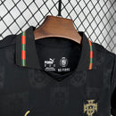 Conjunto Kit Infantil Seleção Portugal Edição Pantera Negra 2026/27 - Puma Torcedor - Preta/Dourada