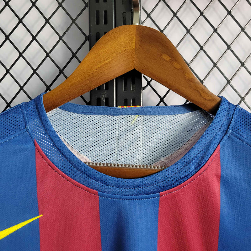 Camisa Pronta Entrega Barcelona Home 2005/06 - Nike Retrô Masculina - Vermelha/Azul + RONALDINHO N°10 + Frete Grátis