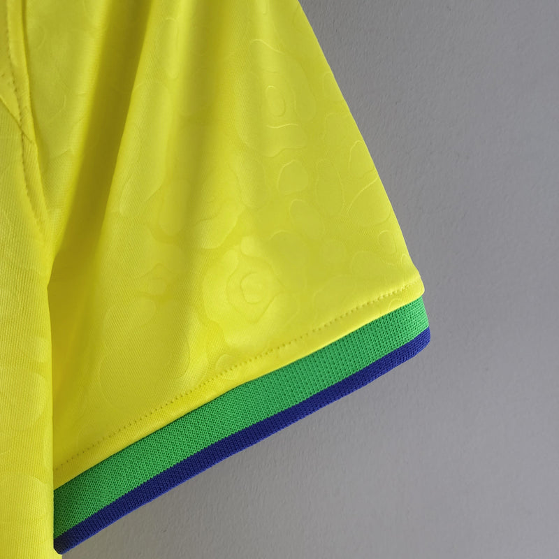 Camisa Seleção Brasil Home 2022 - Nike Torcedor Feminina - Amarela/Verde