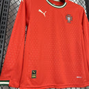 Conjunto Kit Infantil Manga Longa Seleção Portugal Home 2025/26 - Puma Torcedor - Vermelha/Verde