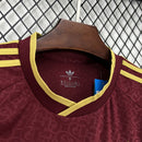 Camisa Seleção Espanha Edição Especial 2026/27 - Adidas Torcedor Masculina - Bordo/Dourado