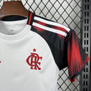 Conjunto Kit Infantil Flamengo Away 2025/26 - Adidas Torcedor - Branca/Preta