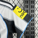 Conjunto Kit Infantil Newcastle Home 2025/26 - Adidas Torcedor - Preta/Branca