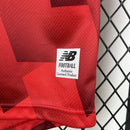 Camisa Pronta Entrega Lille Home 2025/26 - New Balace Torcedor Masculina - Vermelha/Branca