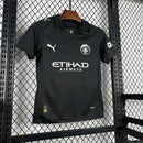Conjunto Kit Infantil Manchester City Away 2025/26 - Puma Torcedor - Preta/Prata