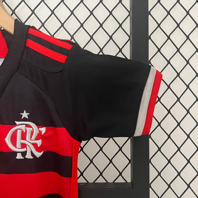 Kit Infantil Flamengo Home 2024/25 - Adidas Torcedor - Vermelha/Preta