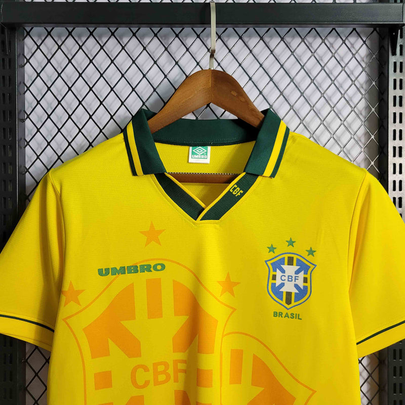 Camisa Seleção Brasileira Home 1993/1994 - Umbro Retrô Masculina - Amarela/Verde