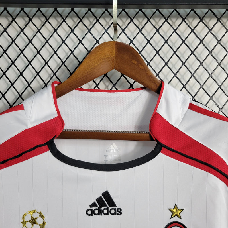 Camisa Manga Longa Milan  Away 2006/07 - Adidas  Retrô Masculina - Branca/Vermelha