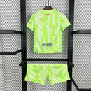 Conjunto Kit Infantil Barcelona Third Edição Travis Scott 2024/25 - Nike Torcedor - Verde/Azul