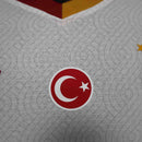 Camisa Galatasaray Away 2024/25 - Puma Jogador Masculina - Branca/Laranja