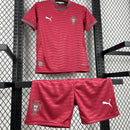 Conjunto Kit Infantil Seleção Portugal Home 2026/27 - Puma Torcedor - Vermelha/Verde
