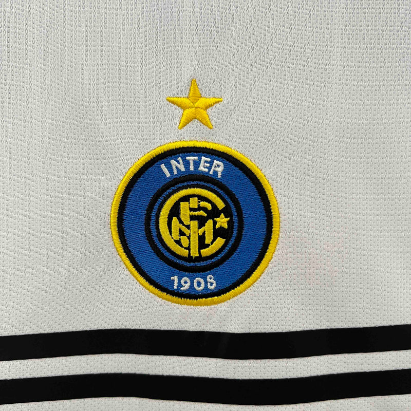 Camisa Inter de Milão Away 2004/05 - Nike Retrô Masculina - Branca/Azul