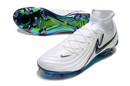 'CHUTEIRA NIKE PHANTOM LUNA ELITE CAMPO