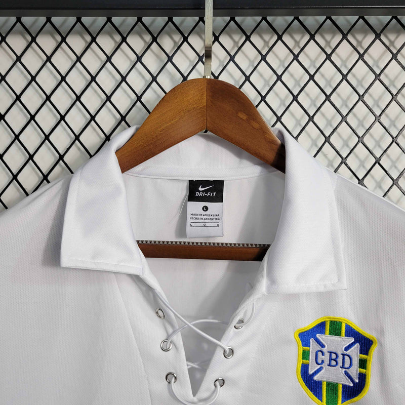 Camisa Seleção Brasil 2004/06 - Nike Retrô Masculina - Branca/Azul
