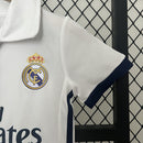 Conjunto Kit Infantil Real Madrid Home 2016/17 - Adidas Retrô - Branca/Azul