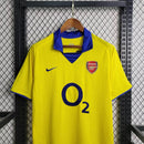 camisa-arsenal-away-reserva-2-2003-05-nike-retro-masculina-masculino-azul-amarelo-amarela-o2-henry
