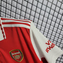 camisa-arsenal-home-1-titular-2022-23-adidas-torcedor-masculina-masculino-vermelha-vermelho-branco-branca-emirates-fly-better-odegaard-gabriel-jesus-martinelli-magalhães
