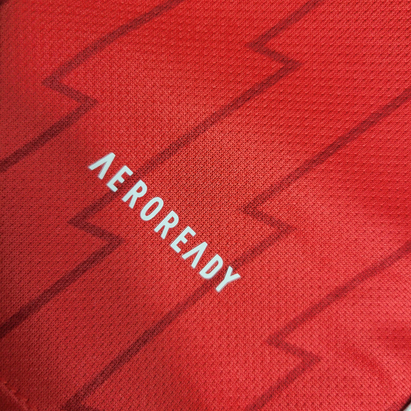 camisa-arsenal-home-titular-1-2023-24-adidas-torcedor-masculina-vermelha-vermelho-branco-branca-dourada-dourado-emirates-fly-better-dorado-dorada