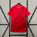 camisa-athletico-paranaense-home-titular-1-2024-25-umbro-torcedor-masculina-preto-preta-vermelha-vermelho