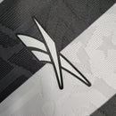 camisa-botafogo-feminina-torcedor-home-titular-1-2023-24-reebok-branco-branca-preta-preto

