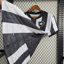 camisa-botafogo-feminina-torcedor-home-titular-1-2023-24-reebok-branco-branca-preta-preto
