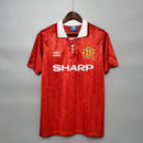 camisa-gola-polo-manchester-united-diabos-vermelhos-home-titular-1-1992-93-1993-94-umbro-retro-masculina-masculino-sharp-vermelha-vermelho-branca-branco-hughes-giggs-david-beckham-cantona